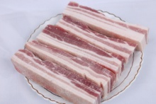 徒河黑豬“樹高千尺不忘根” 為百姓提供最低的黑豬肉價格